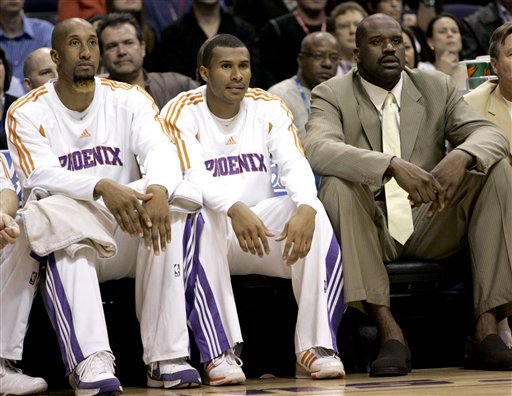 足球欧冠最佳球员票选开启，众星入围（欧冠最佳球员评选启动，群星入围）