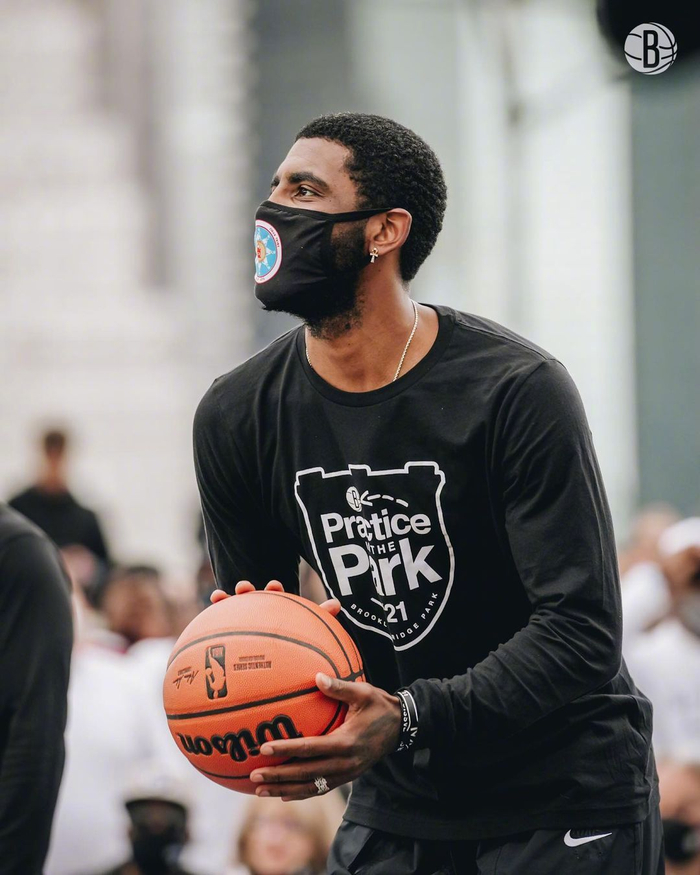 总局副局长张家胜会见阿迪高管，将在青少年足球领域开展合作（张家胜副局长会见阿迪达斯高层，携手推进青少年足球合作）