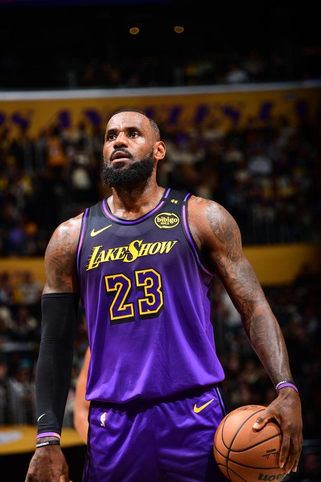 都体：美国投资者收购了卡利亚里部分股份，双方已经正式签约（都体：美国投资人入股卡利亚里，双方已完成正式签约）