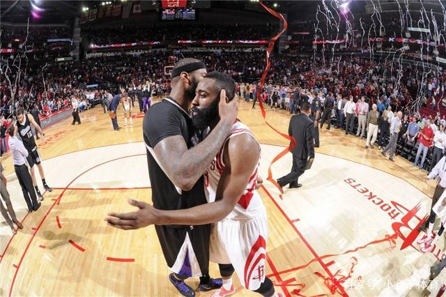 球员抢断后反击一条龙（抢断后全场一条龙反击）