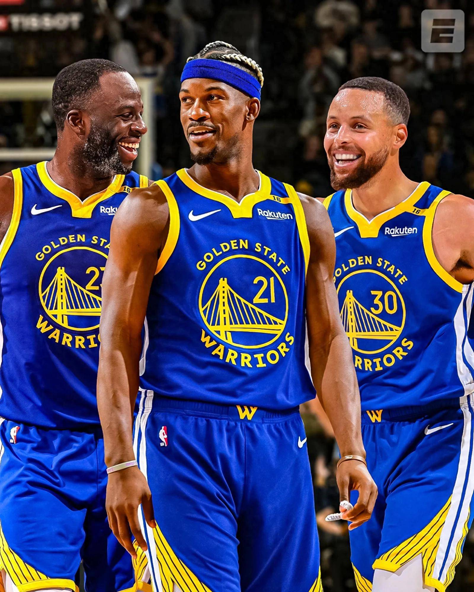 巧合！库里兄弟二人勇士生涯首秀均砍下14分（神奇巧合：库里兄弟勇士首秀同取14分）